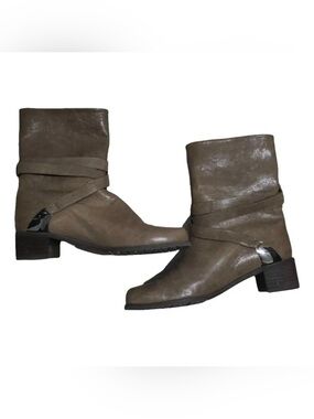 Stuart Weitzman Brown Ranch Dressing Boots 7.5